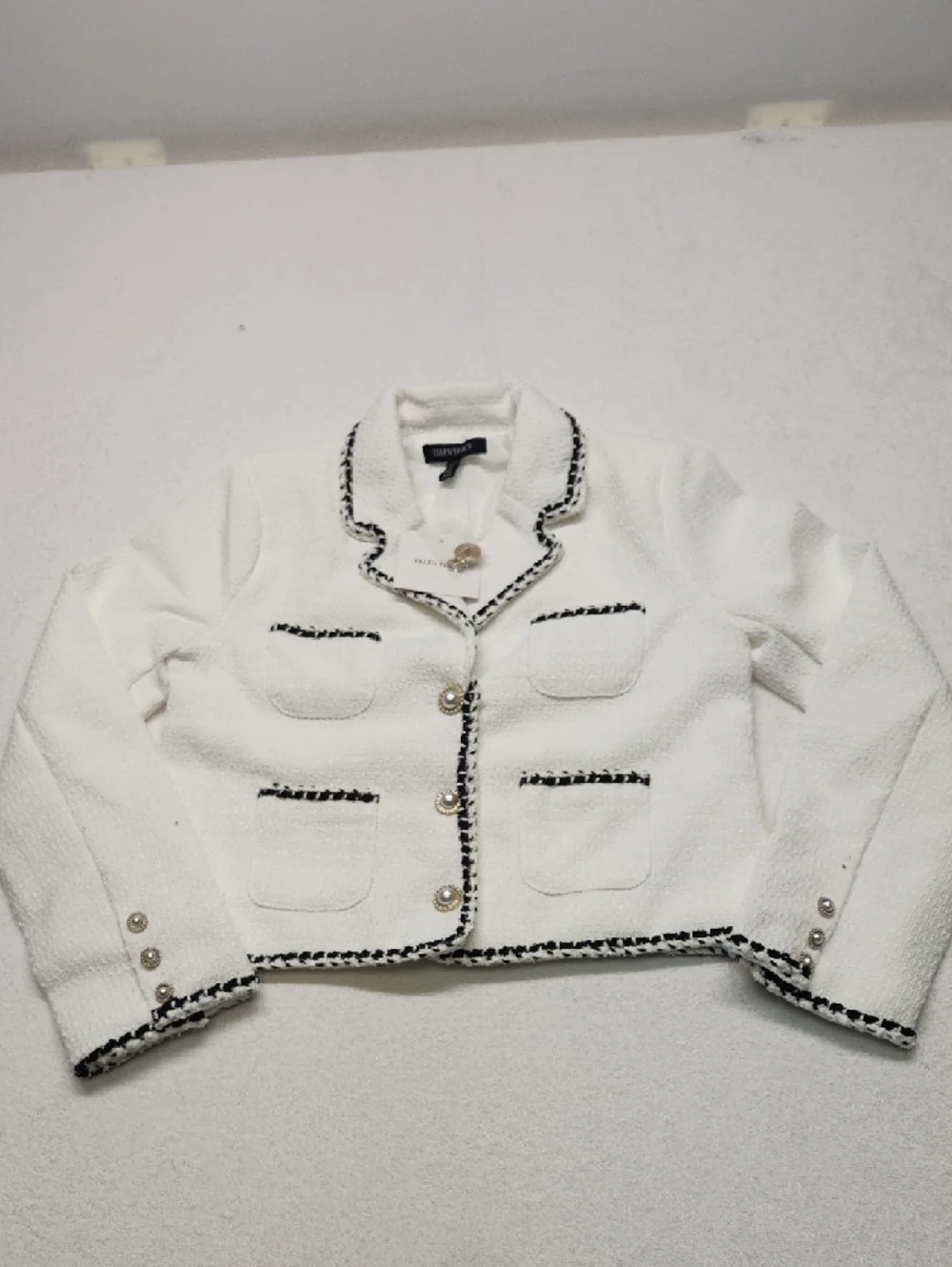 Ellen Tracy-White Tweed Blazer with Black Trim and Pearl Buttons Size XS 0075 - Picture 2 of 6